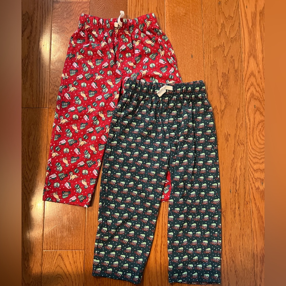 Vineyard Vines Kids Holiday Whale Pajama Pants in Red and Navy